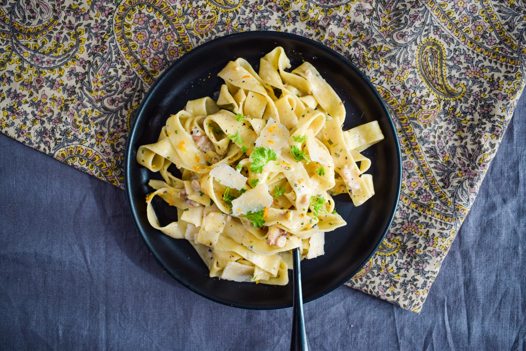 Pasta med nødder, appelsin og gorgonzola | Salling