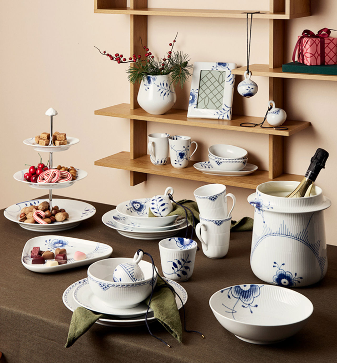 Royal Copenhagen (1)