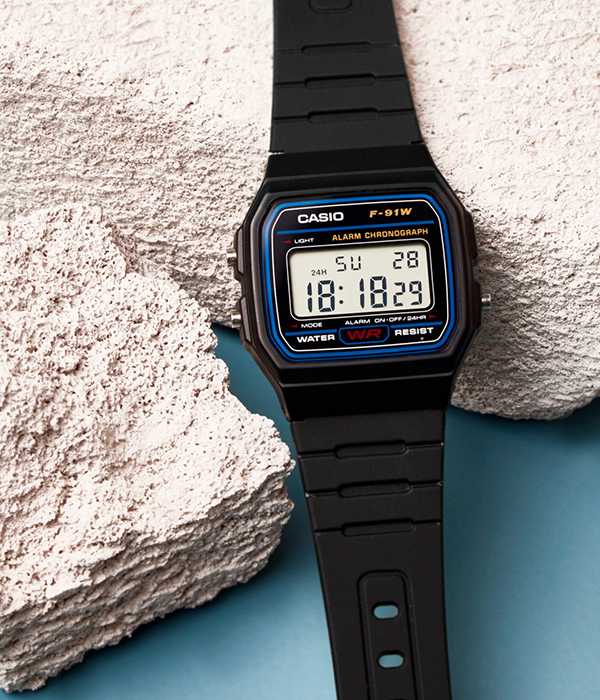 Gaveideer Til Ham Den Sofistikerede Urkender 600X700px CASIO