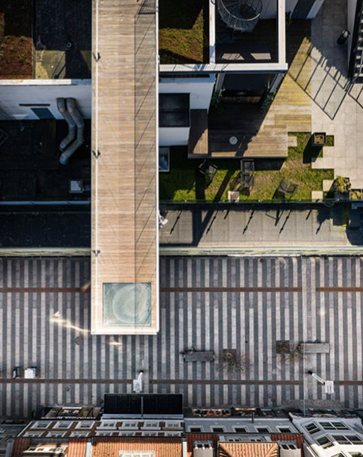 Skywalk I Aarhus Set Fra Oven