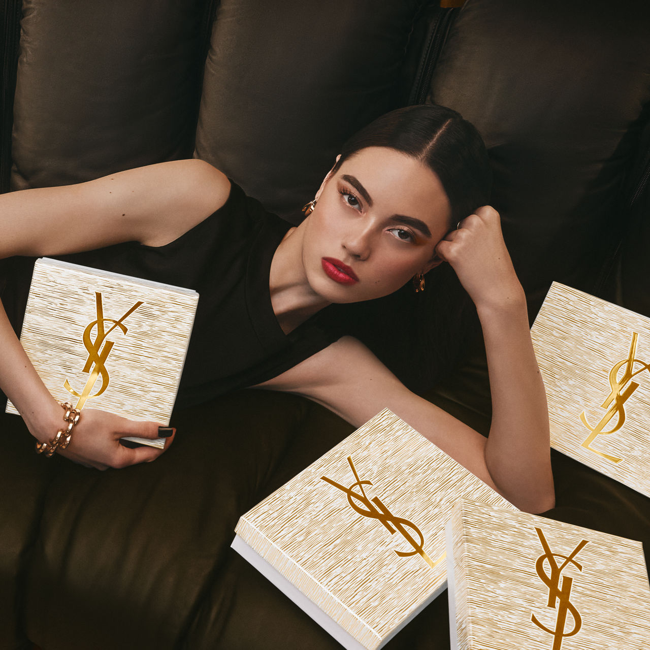 Ysl Dmi Hallmark Holiday 25 Spokesmodel Lieve Digital Layout Square 3000X3000px Rgb